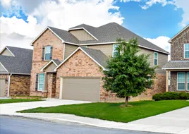 front of house in neighborhood